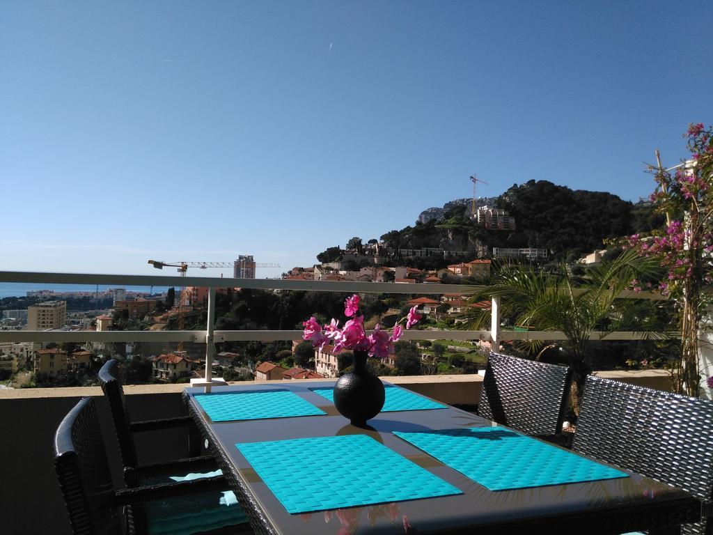 Monaco Pool Sea View Apartments 보솔레이 외부 사진
