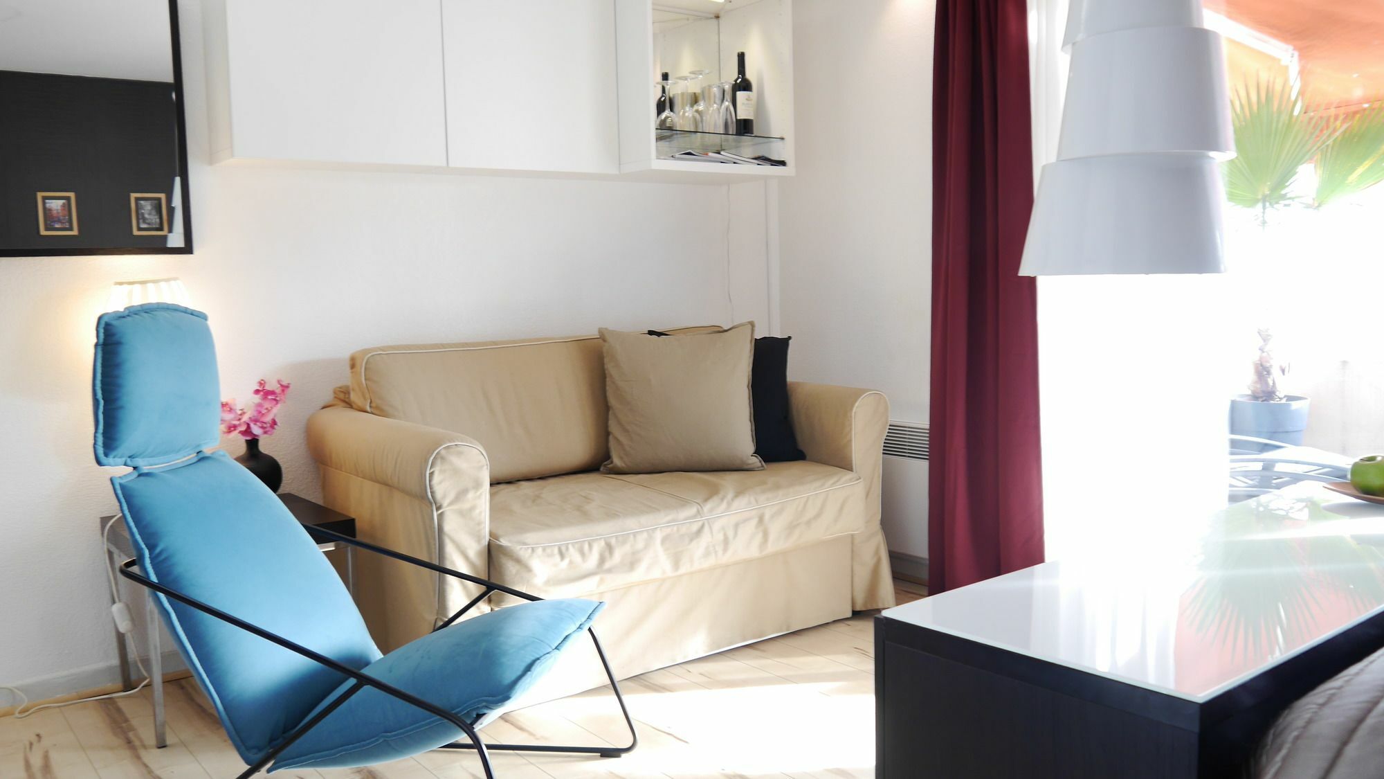 Monaco Pool Sea View Apartments 보솔레이 외부 사진